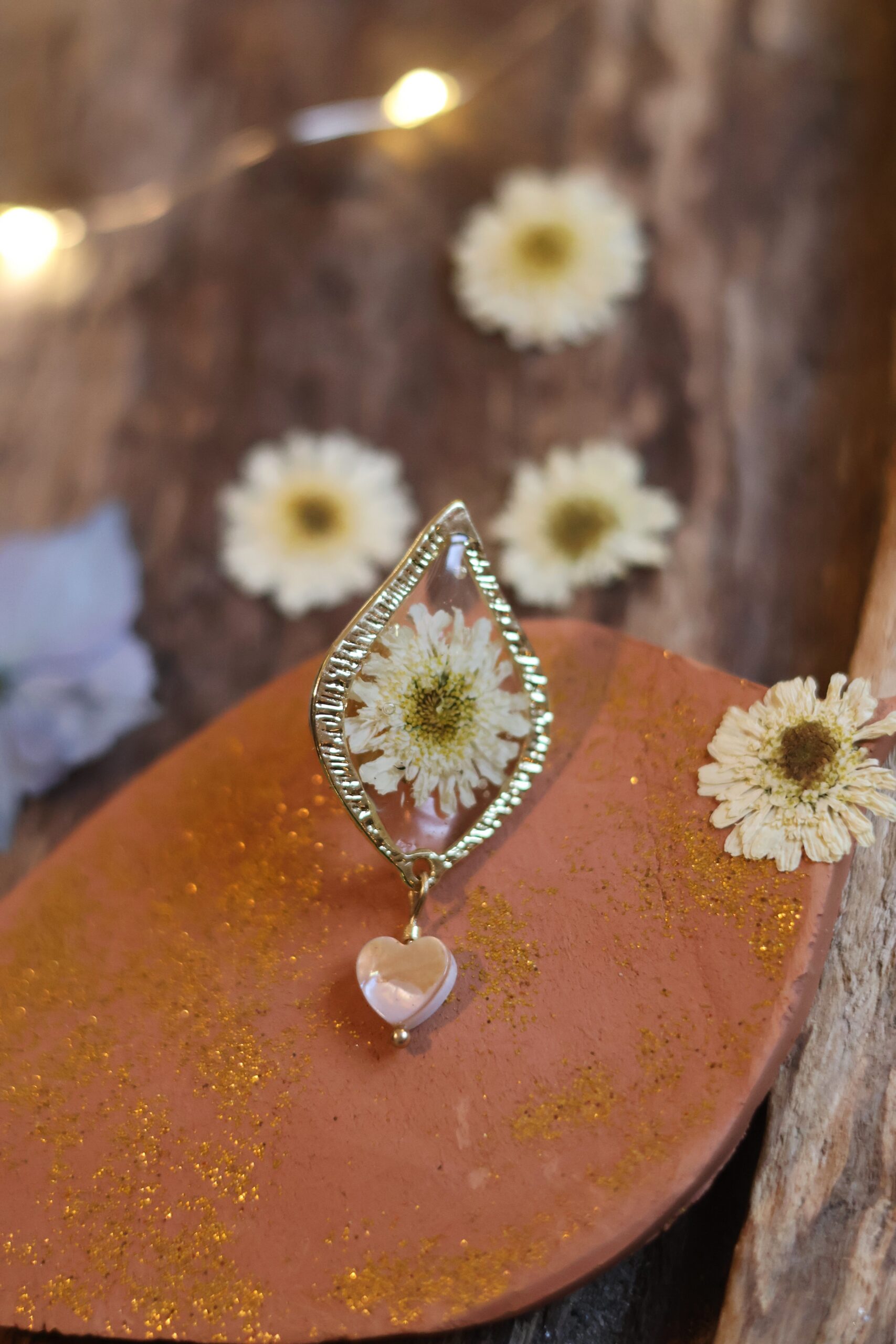 Broche Camomille- Nacre – Image 2