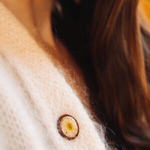 Broche Camomille
