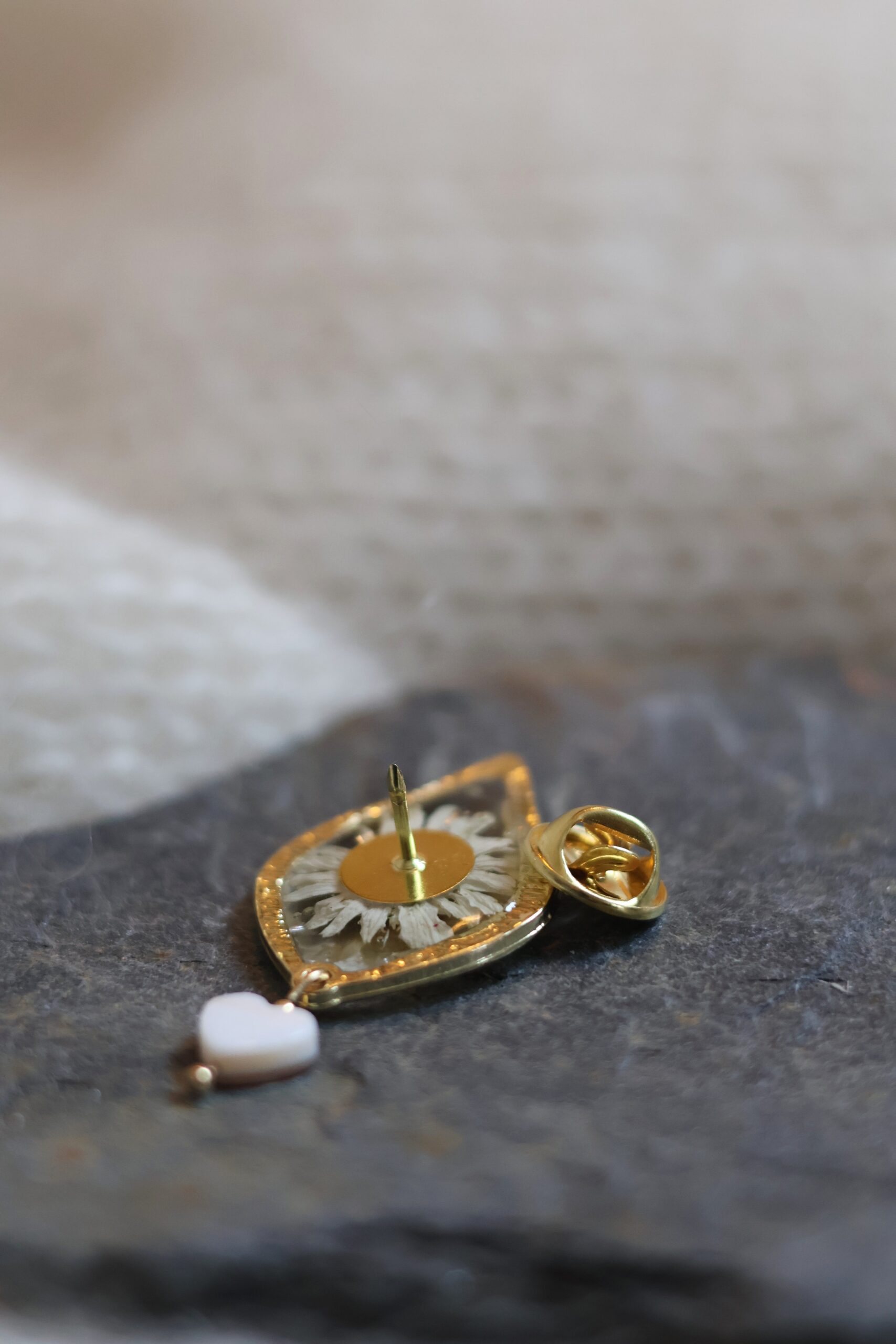 Broche Camomille- Nacre – Image 5